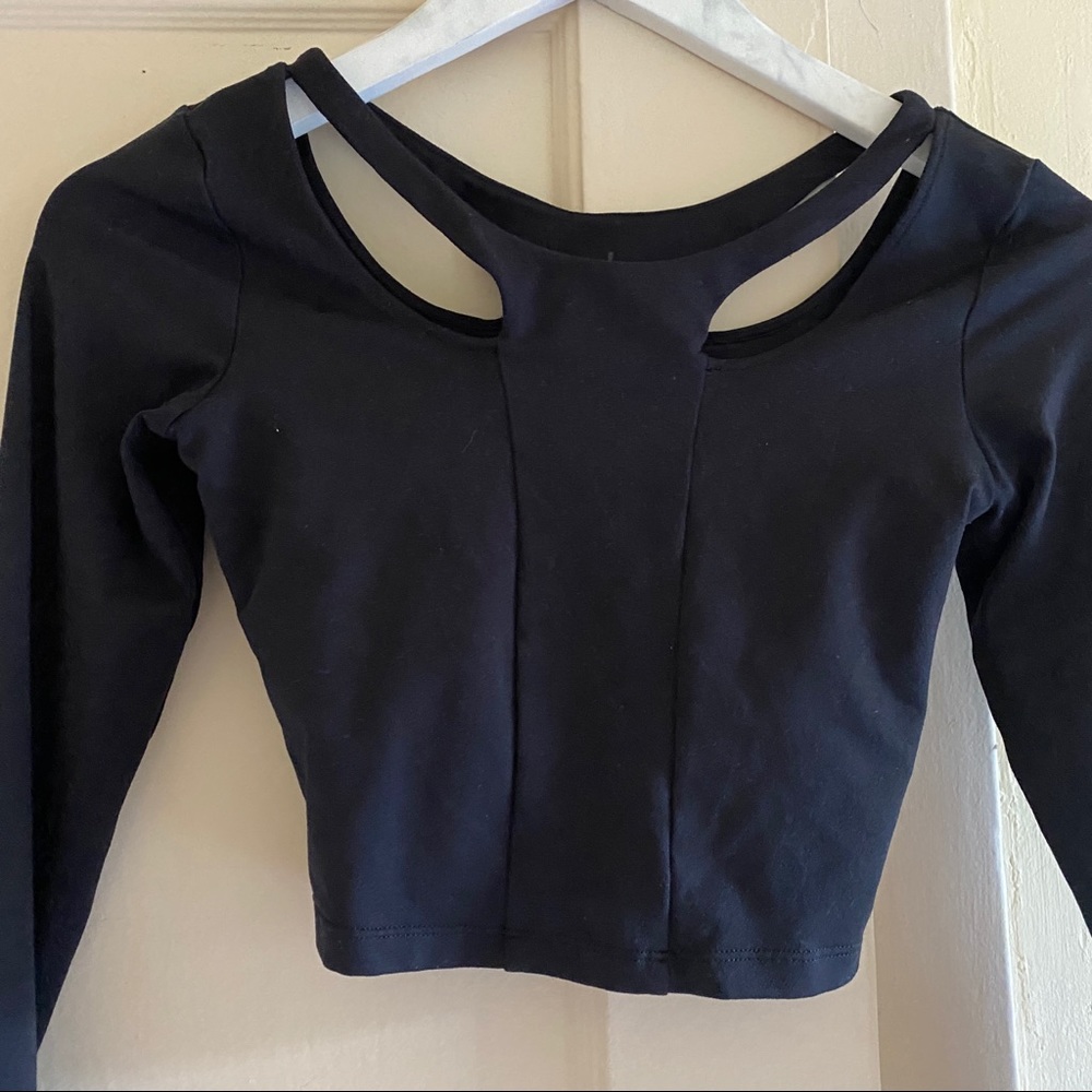 ALO yoga crop top long sleeve